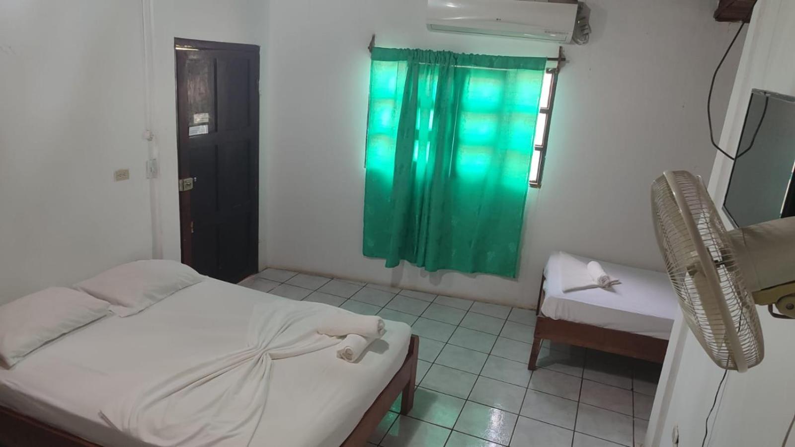 Hotel Ometepetl Мойогалпа Екстериор снимка